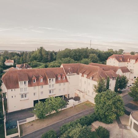 Terres De France - Appart'Hotel Ла-Рош-Позе Экстерьер фото