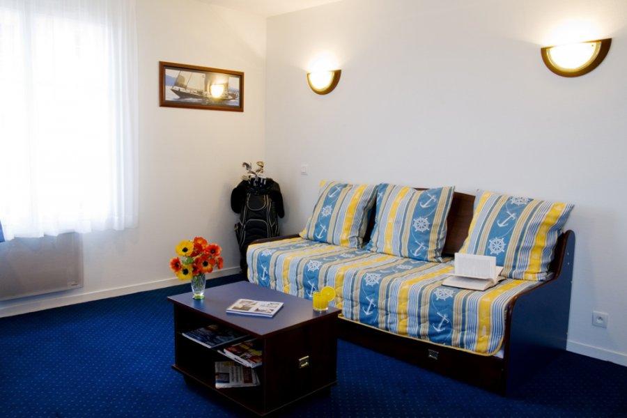Terres De France - Appart'Hotel Ла-Рош-Позе Экстерьер фото