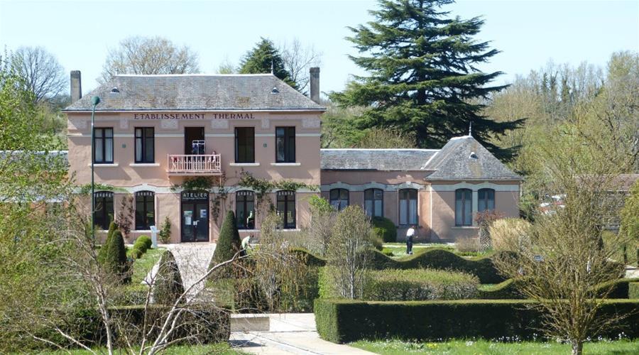 Terres De France - Appart'Hotel Ла-Рош-Позе Экстерьер фото